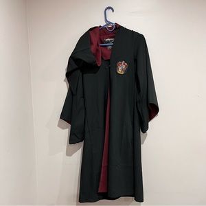 Official Licensed Harry Potter Gryffindor Robe Cinereplicas NWOT Men/Woman Small